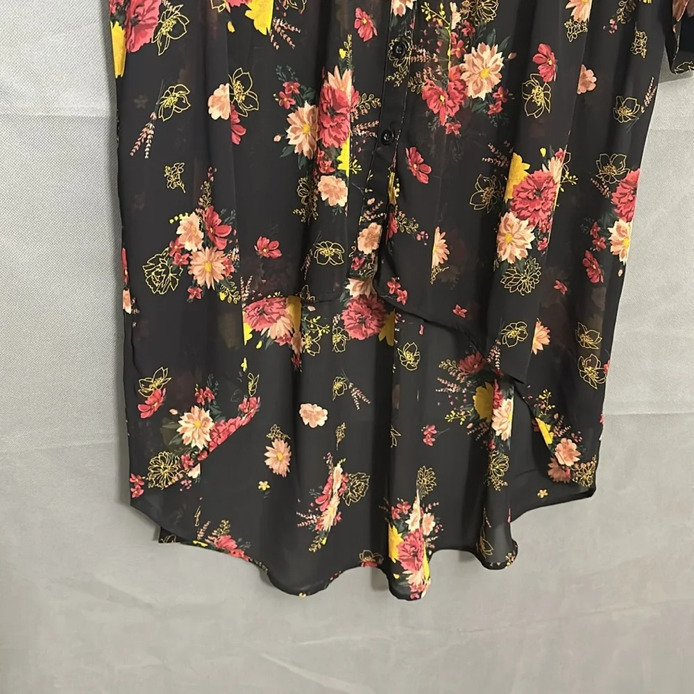 Torrid Black Floral Top - Picture 7 of 7